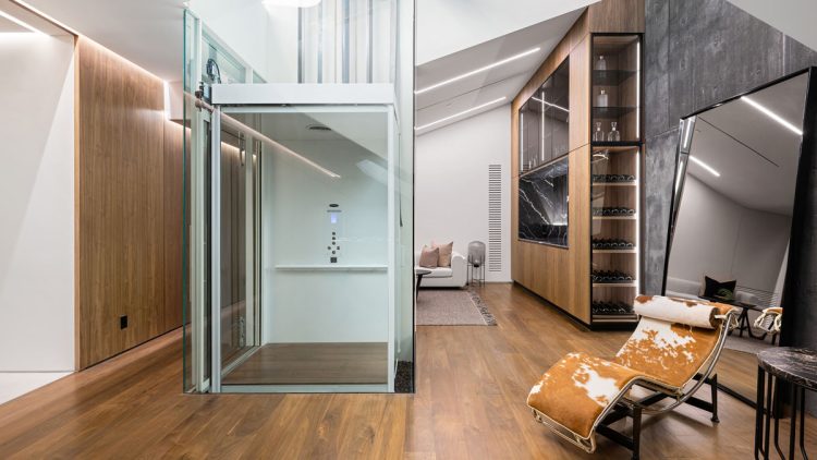 How Much Does a Wheelchair Lift Cost in 2025